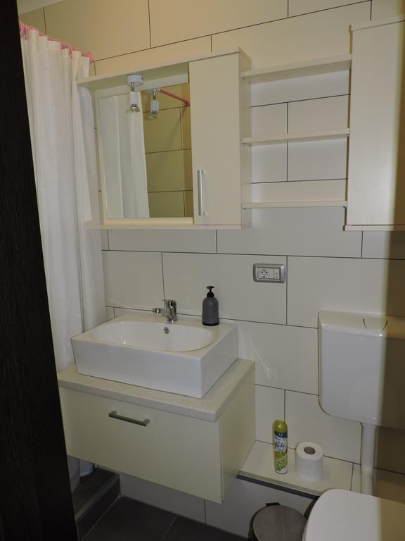 Twofloor Plopilor Apartment คลูจ-นาโปกา ภายนอก รูปภาพ